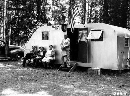 2011.21.7 Luby Bay Camp Ground Kaniksu National Forest