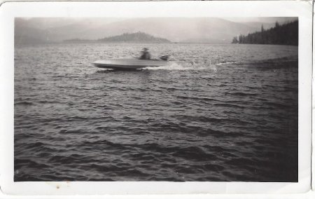 Boats - Recreation - Motorized