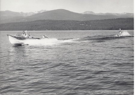 Boats - Recreation - Motorized