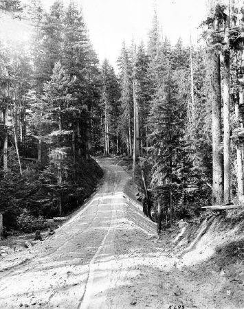 2011.21.15 Road to Priest Lake Near Twin Hills